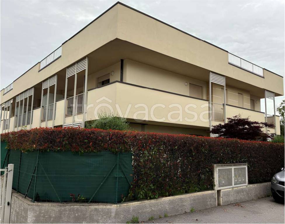appartamento in vendita a Cantello