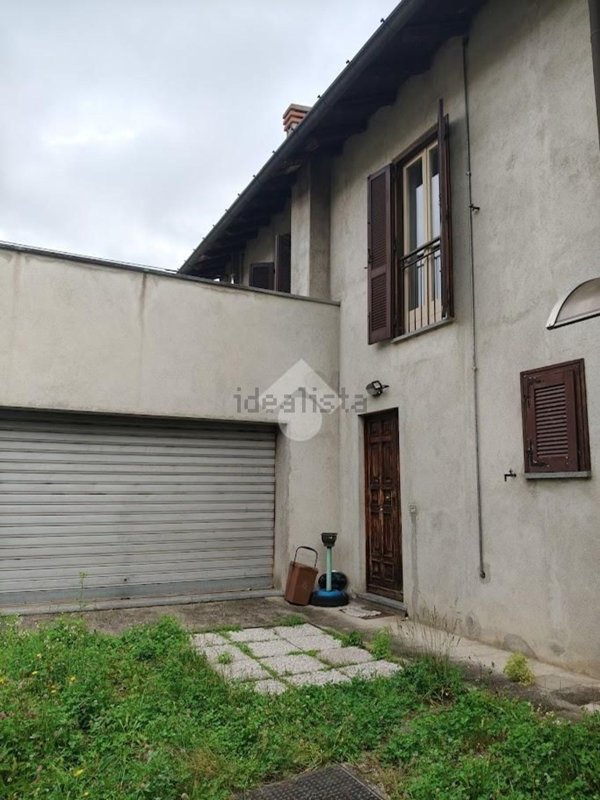 casa indipendente in vendita a Cantello