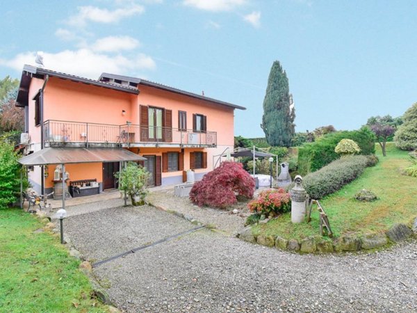 azienda agricola in vendita a Cantello