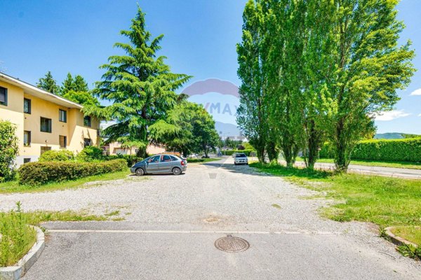 appartamento in vendita a Cantello in zona Gaggiolo