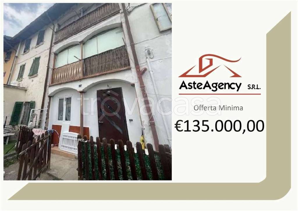 casa indipendente in vendita a Cantello