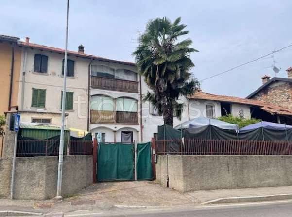 appartamento in vendita a Cantello in zona Gaggiolo