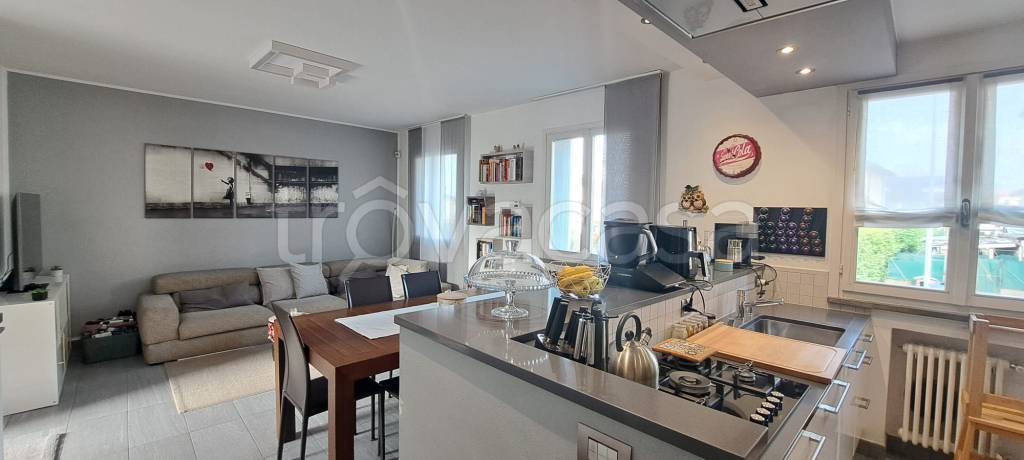 appartamento in vendita a Cantello