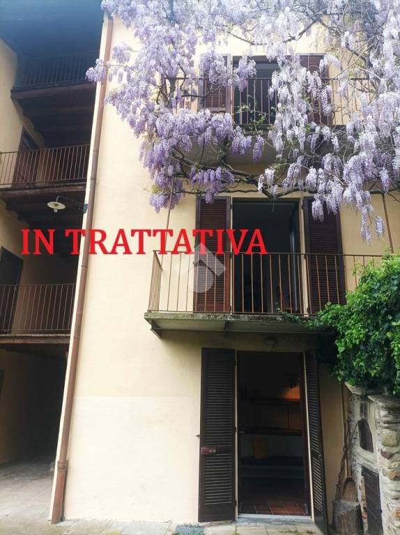 casa indipendente in vendita a Cantello in zona Gaggiolo