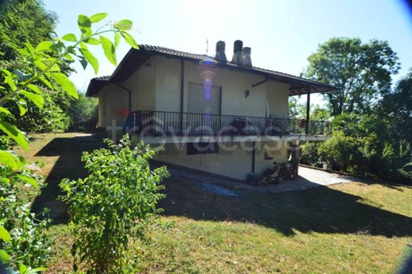 casa indipendente in vendita a Cantello in zona Gaggiolo