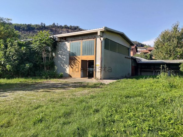 loft in vendita a Caravate