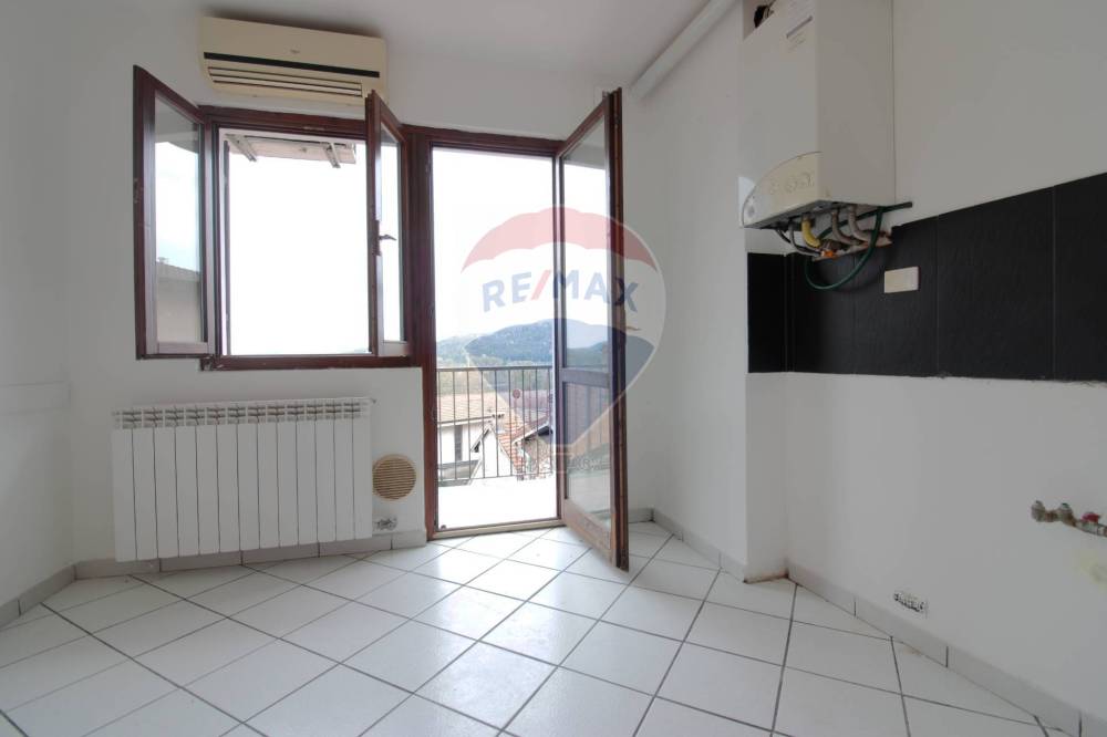 appartamento in vendita a Caravate