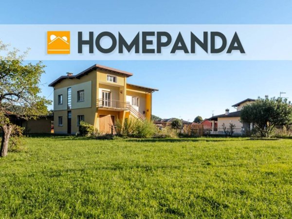 casa indipendente in vendita a Caravate