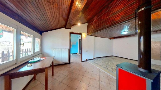 appartamento in vendita a Caravate