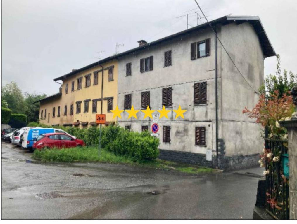 appartamento in vendita a Caravate