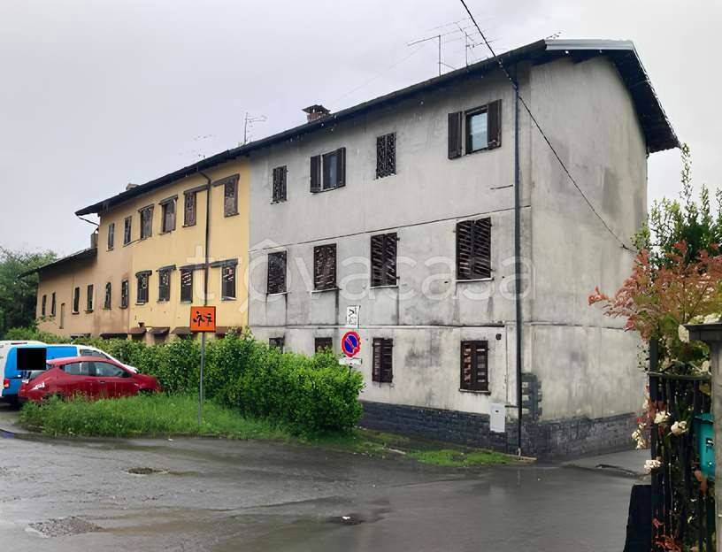 appartamento in vendita a Caravate