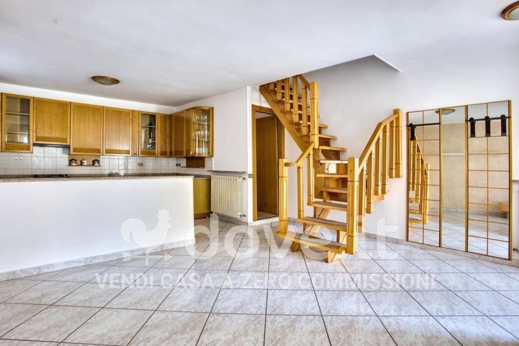 appartamento in vendita a Caravate