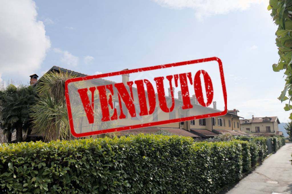 casa indipendente in vendita a Caravate