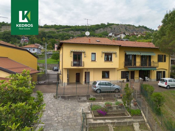 appartamento in vendita a Caravate