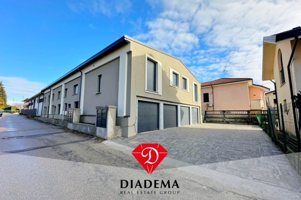 appartamento in vendita a Cardano al Campo