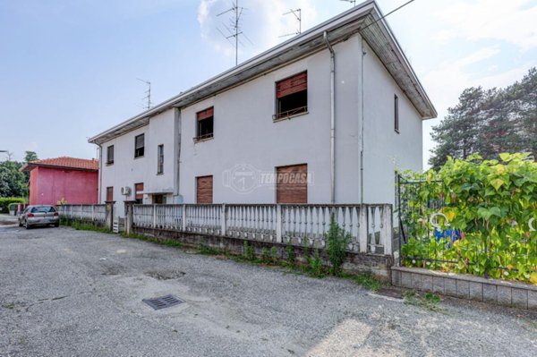 appartamento in vendita a Cardano al Campo