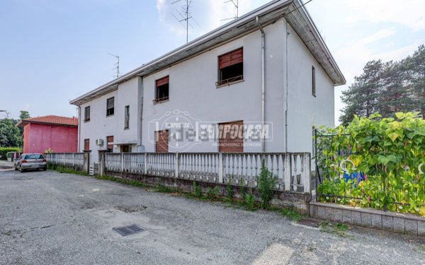 appartamento in vendita a Cardano al Campo