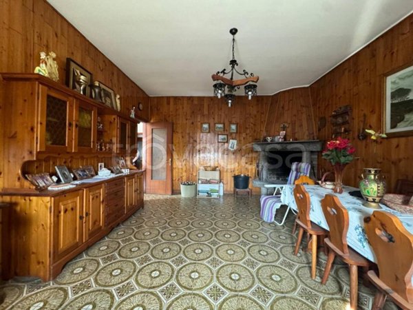 casa indipendente in vendita a Cardano al Campo