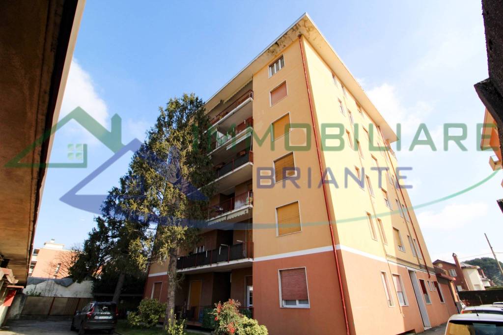 appartamento in vendita a Cardano al Campo