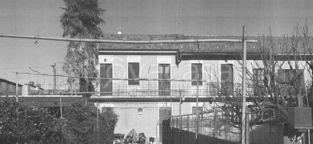 casa indipendente in vendita a Cardano al Campo