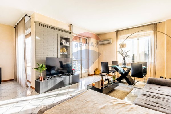 appartamento in vendita a Cardano al Campo