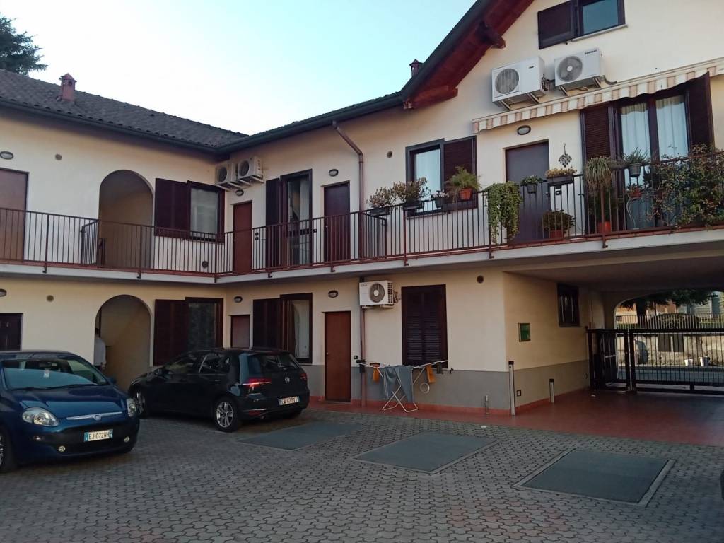 appartamento in vendita a Cardano al Campo