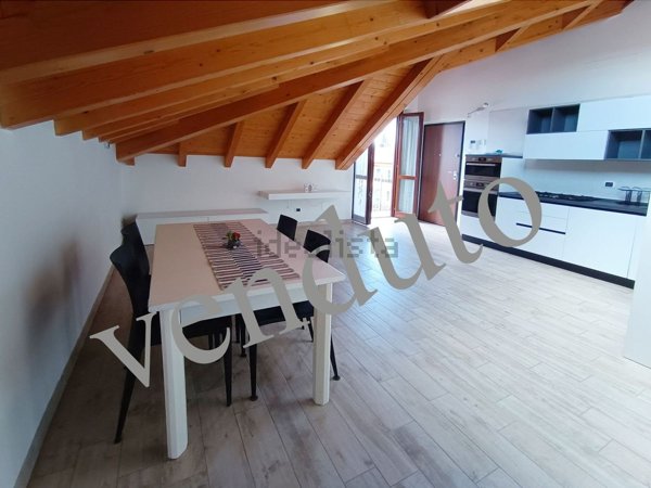 appartamento in vendita a Cardano al Campo