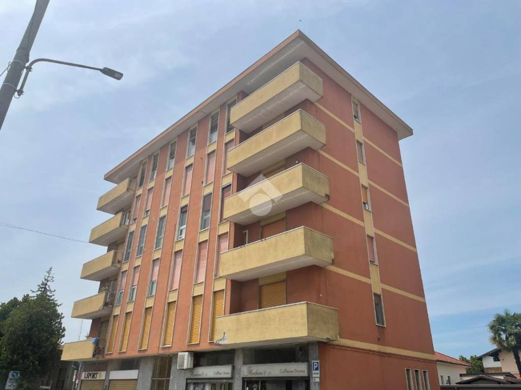 appartamento in vendita a Cardano al Campo