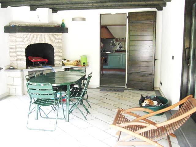 casa indipendente in vendita a Cardano al Campo