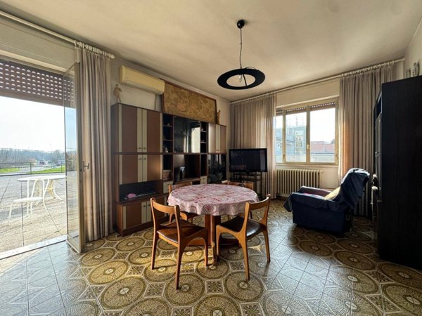 casa indipendente in vendita a Cardano al Campo