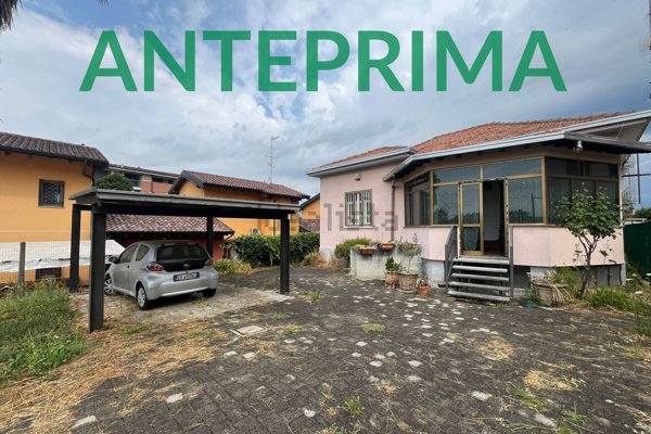 appartamento in vendita a Cardano al Campo