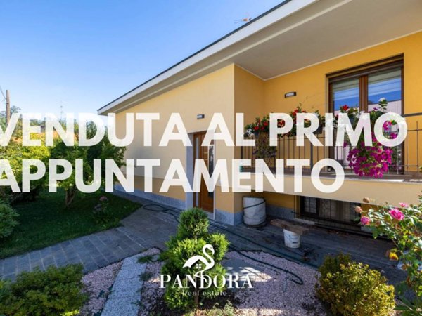 casa indipendente in vendita a Cardano al Campo