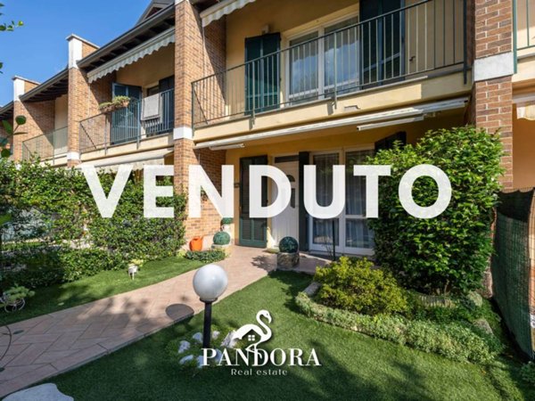 casa indipendente in vendita a Cardano al Campo