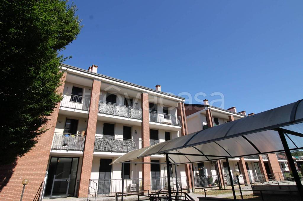 appartamento in vendita a Cardano al Campo