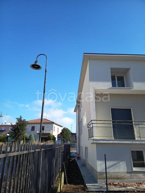 appartamento in vendita a Cardano al Campo