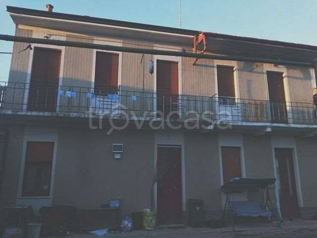 casa indipendente in vendita a Cardano al Campo