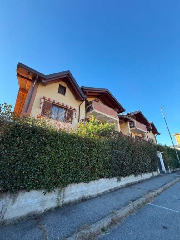 appartamento in vendita a Cardano al Campo