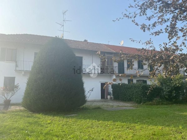 casa indipendente in vendita a Cardano al Campo