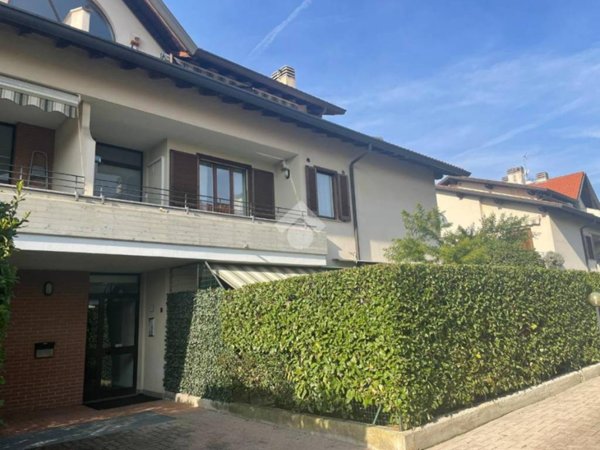 appartamento in vendita a Cardano al Campo