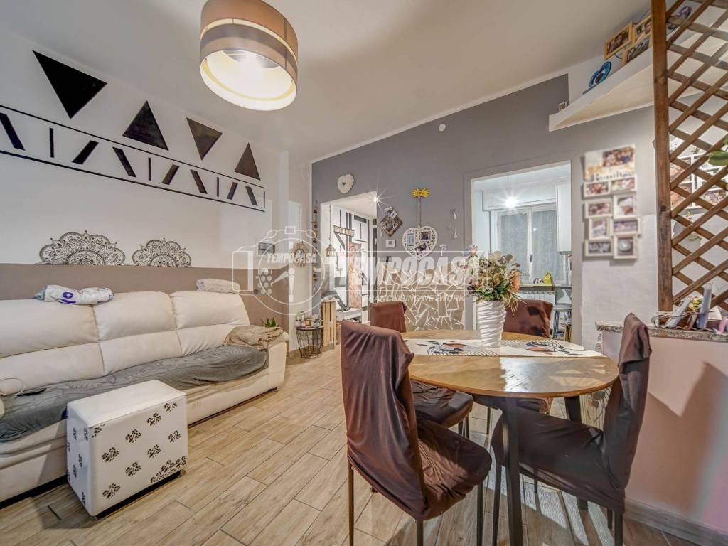 appartamento in vendita a Cardano al Campo