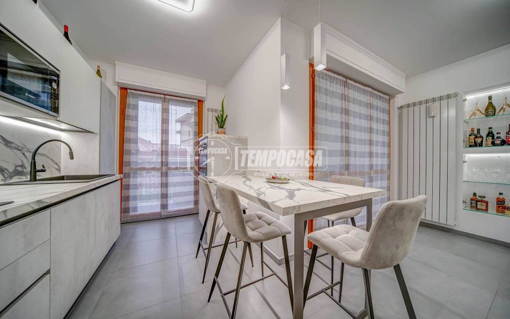 appartamento in vendita a Cardano al Campo