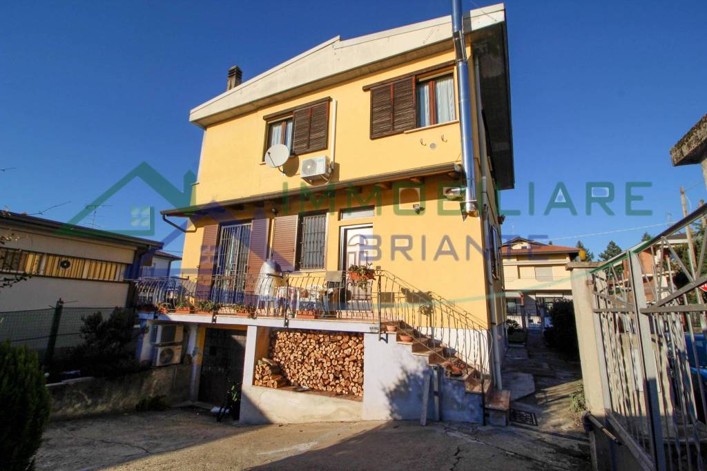 appartamento in vendita a Cardano al Campo