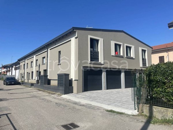 casa indipendente in vendita a Cardano al Campo
