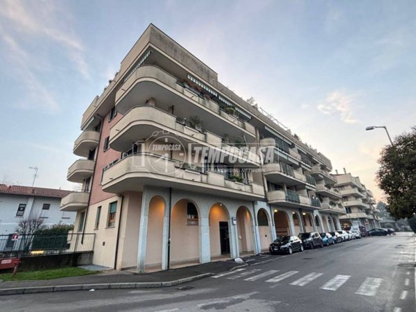 appartamento in vendita a Cardano al Campo