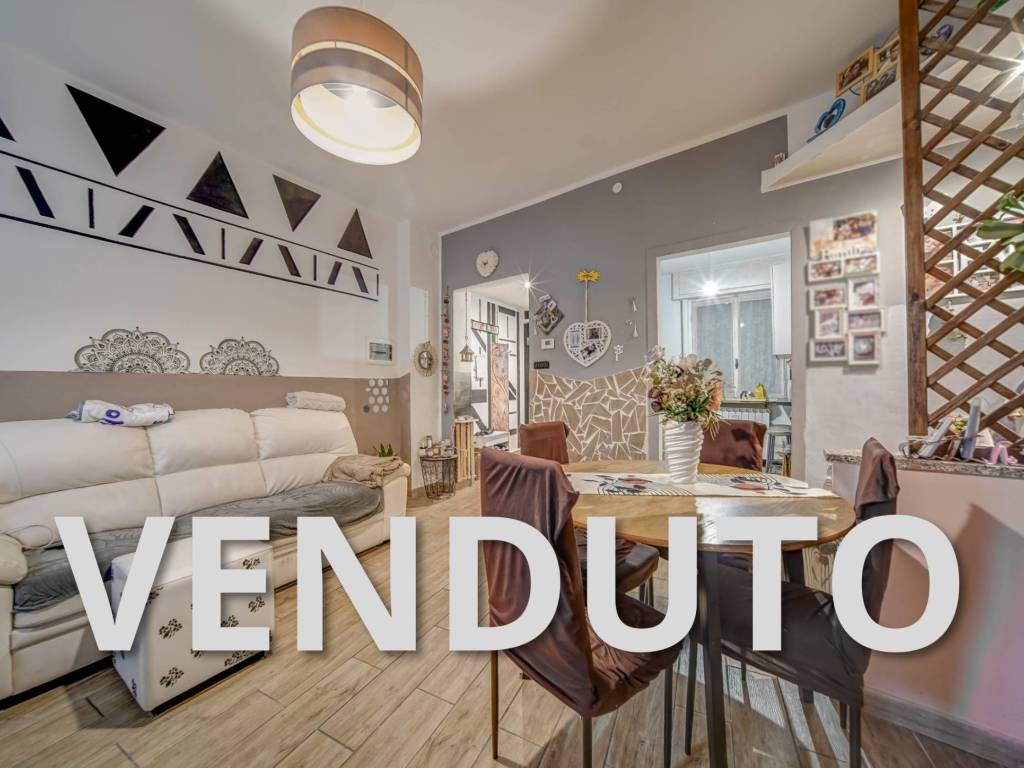 appartamento in vendita a Cardano al Campo