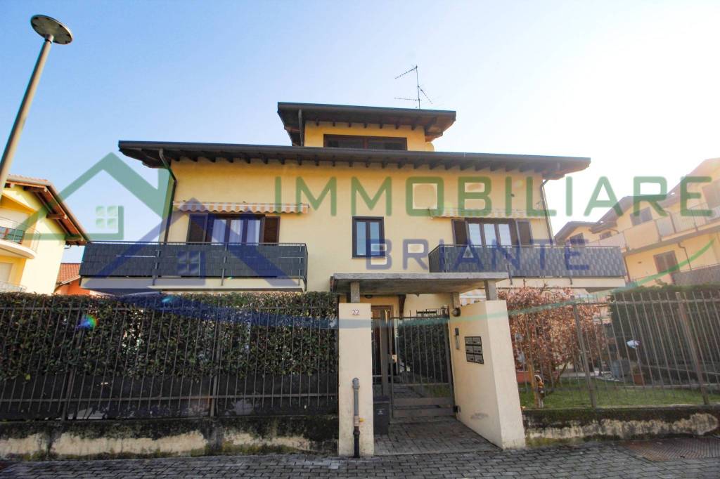 appartamento in vendita a Cardano al Campo