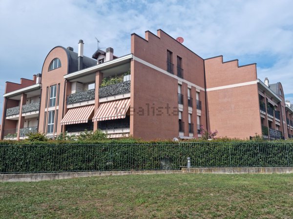 appartamento in vendita a Cardano al Campo