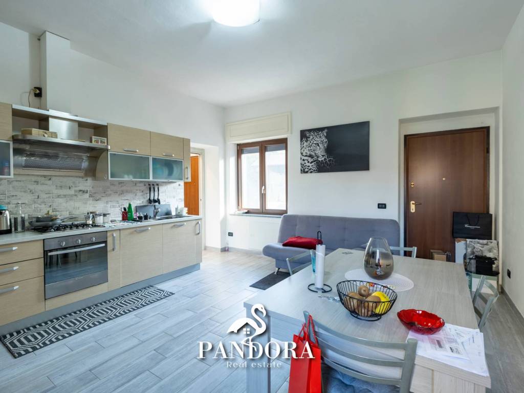 appartamento in vendita a Cardano al Campo