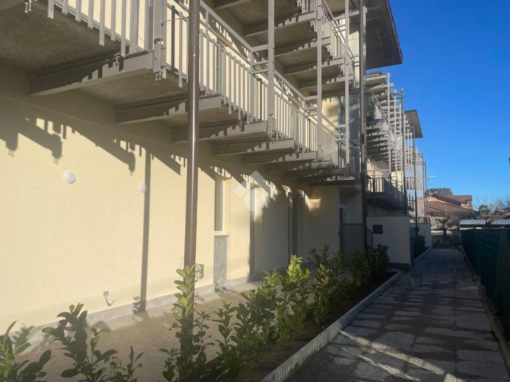 appartamento in vendita a Cardano al Campo