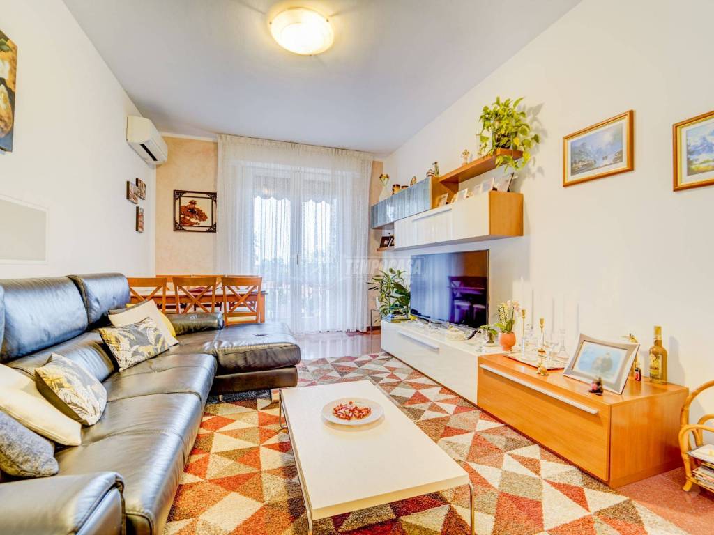 appartamento in vendita a Cardano al Campo